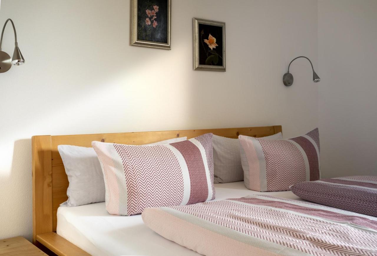 Pension Bernhardhof Otterfing Екстериор снимка