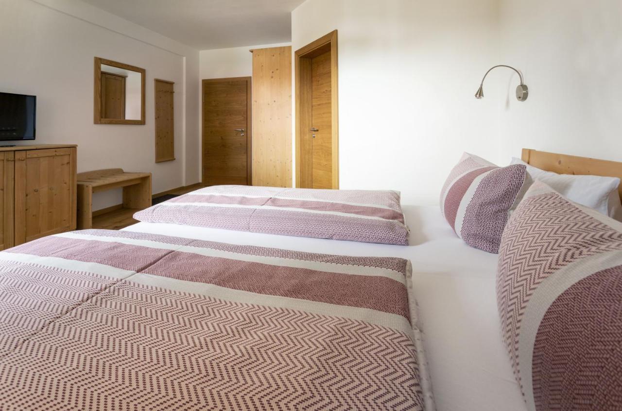 Pension Bernhardhof Otterfing Екстериор снимка