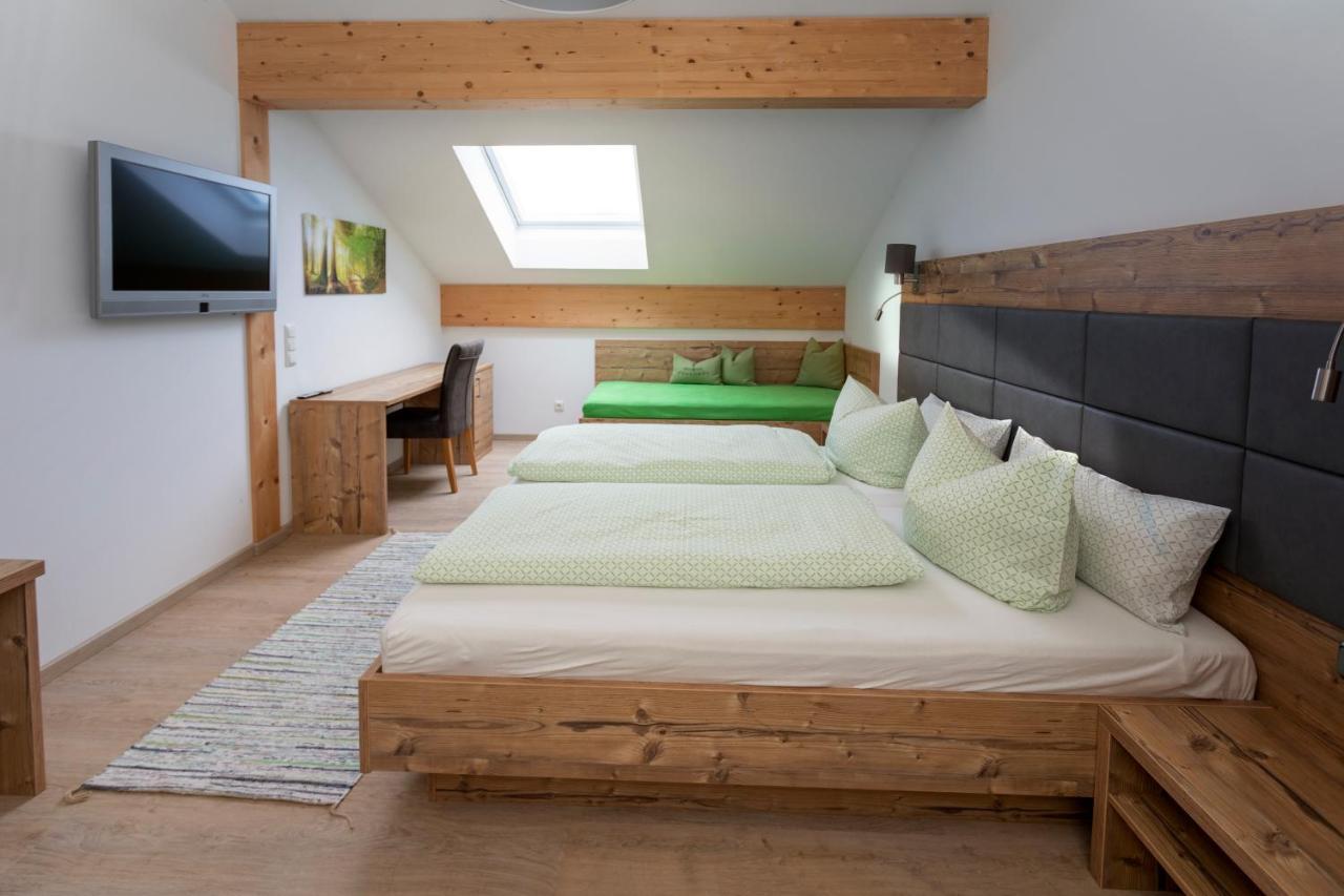 Pension Bernhardhof Otterfing Екстериор снимка