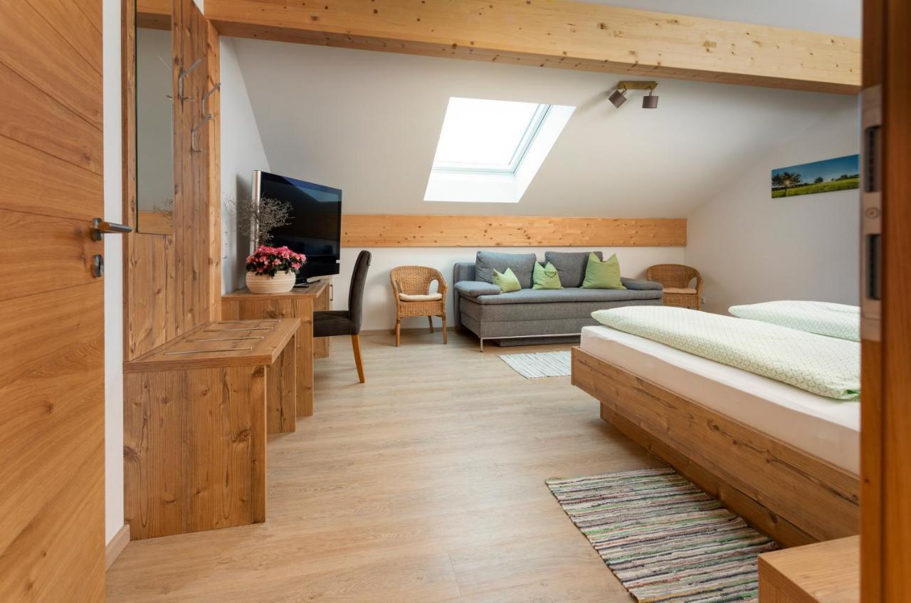 Pension Bernhardhof Otterfing Екстериор снимка