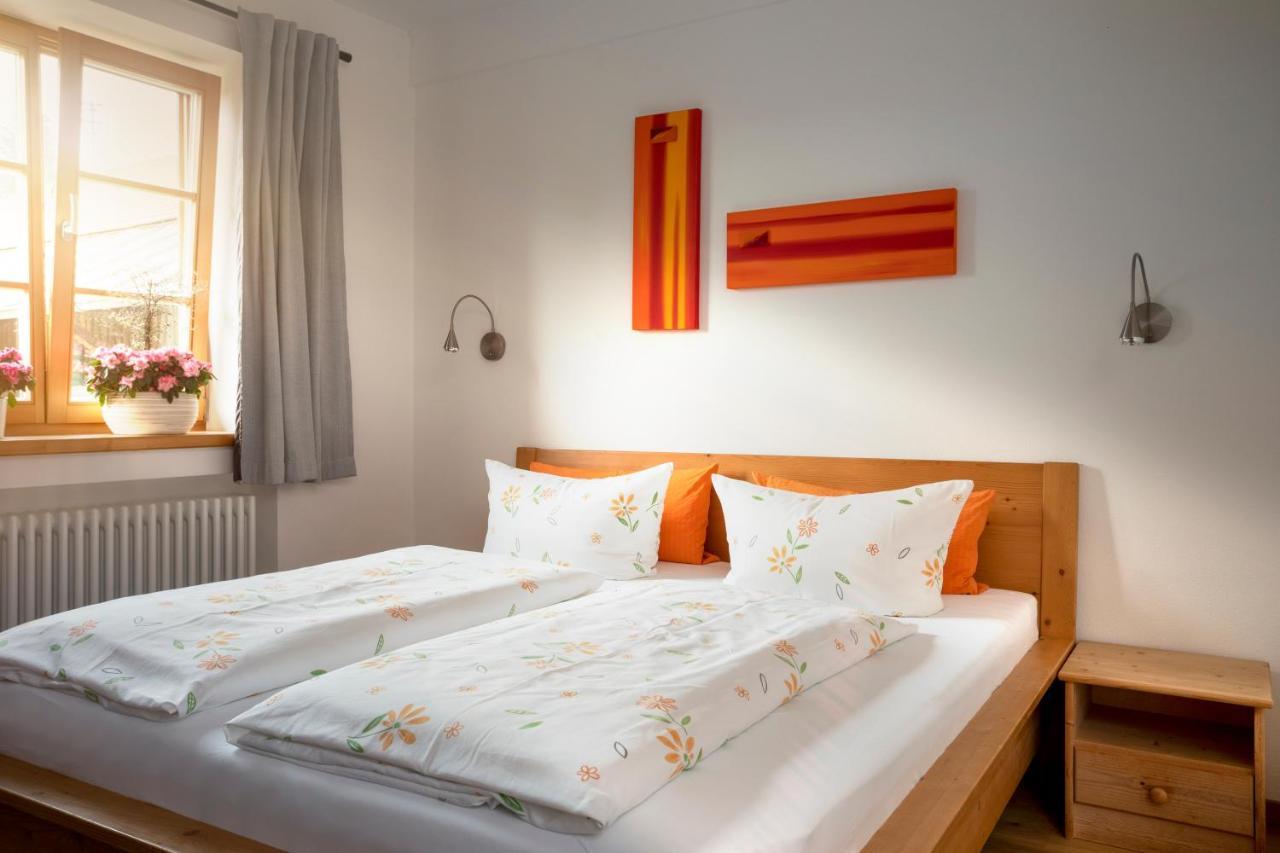 Pension Bernhardhof Otterfing Екстериор снимка