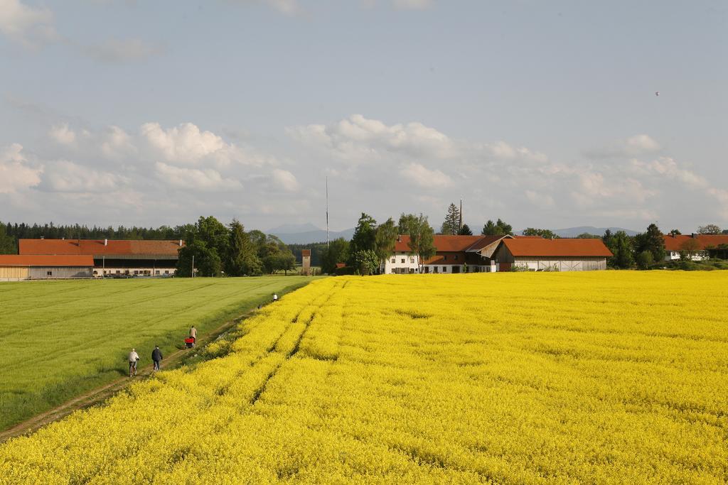 Pension Bernhardhof Otterfing Екстериор снимка