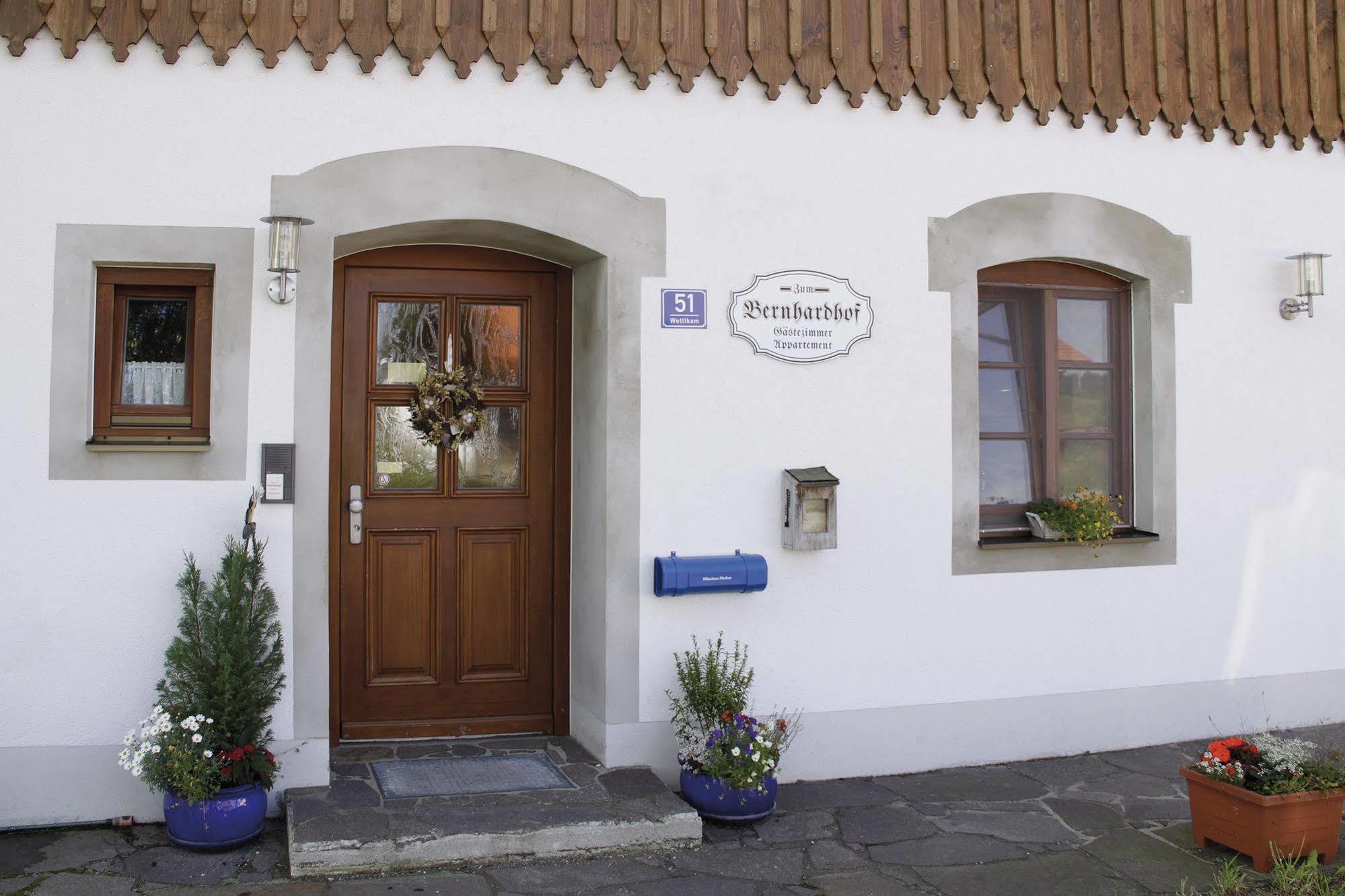 Pension Bernhardhof Otterfing Екстериор снимка